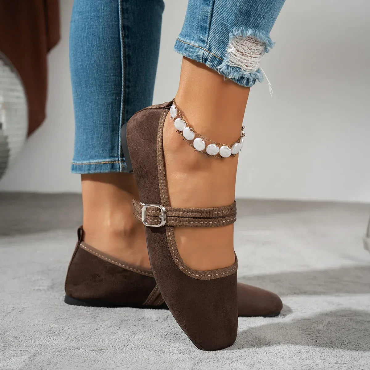 Women’s Retro Mary Jane Buckle Strap Flats