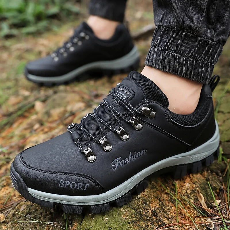 Men’s Outdoor Hiking & Mountaineering Shoes