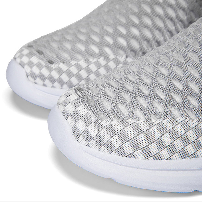 Unisex Breathable Lightweight Comfort Clogs