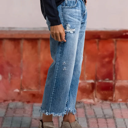 Women’s Classic Indigo Cropped Straight-Leg Jeans