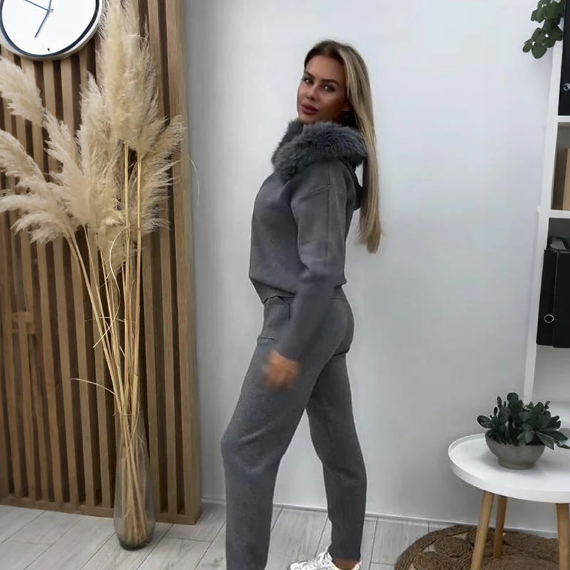 Women’s Plush Collar Zip-Up Hoodie and Jogger Loungewear Set