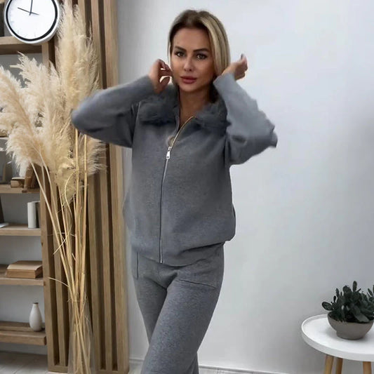 Women’s Plush Collar Zip-Up Hoodie and Jogger Loungewear Set