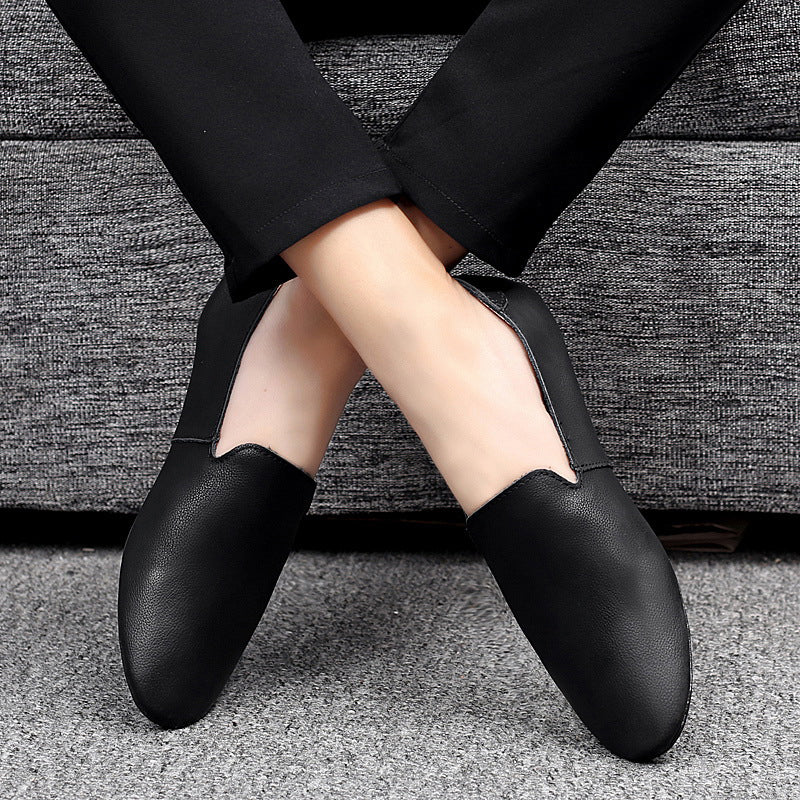 Men’s Pointed Toe Flexible Slip-On Flat Shoes