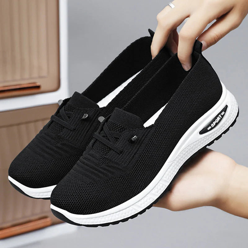 Women’s Mesh Slip-On Walking Shoes