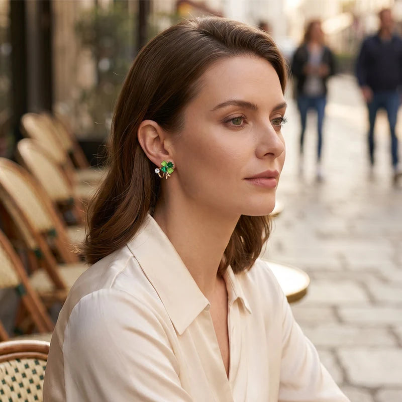 Clover Huggie Hoop Earrings