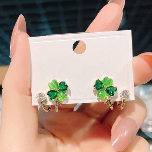 Clover Huggie Hoop Earrings