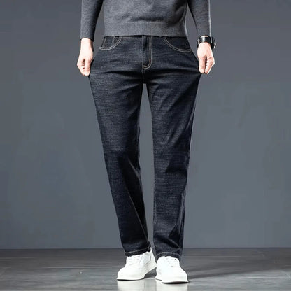 Men’s Fleece-Lined Straight-Leg Jeans