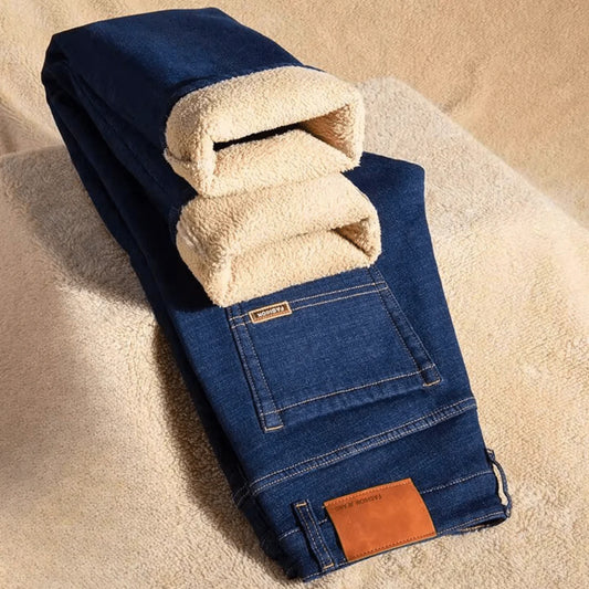 Men’s Fleece-Lined Straight-Leg Jeans