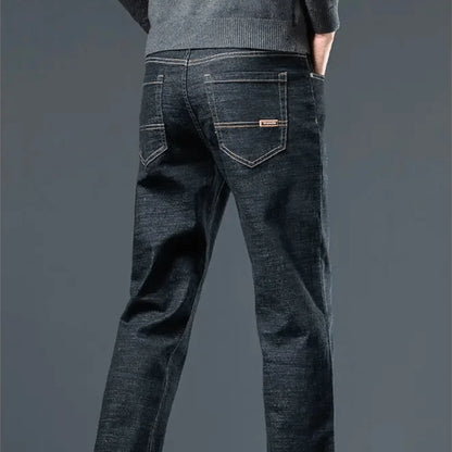 Men’s Fleece-Lined Straight-Leg Jeans