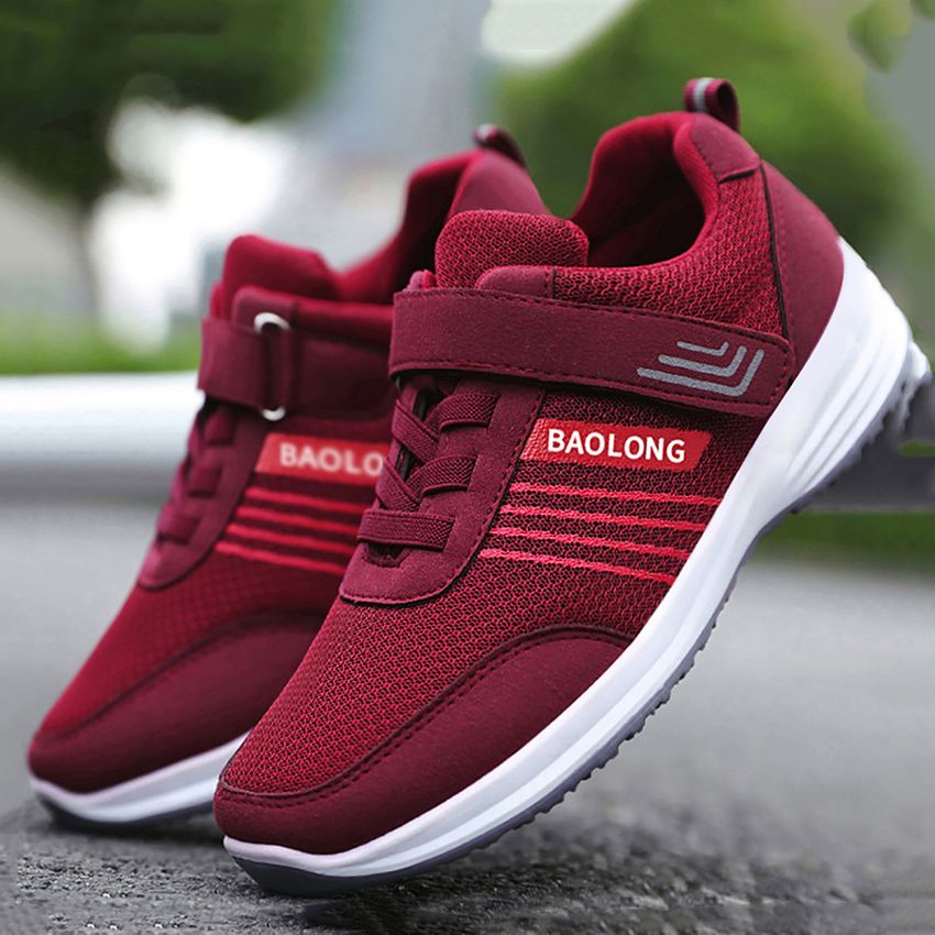 Women’s Walking Sneakers