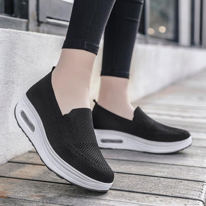 Women’s Comfortable Sneakers